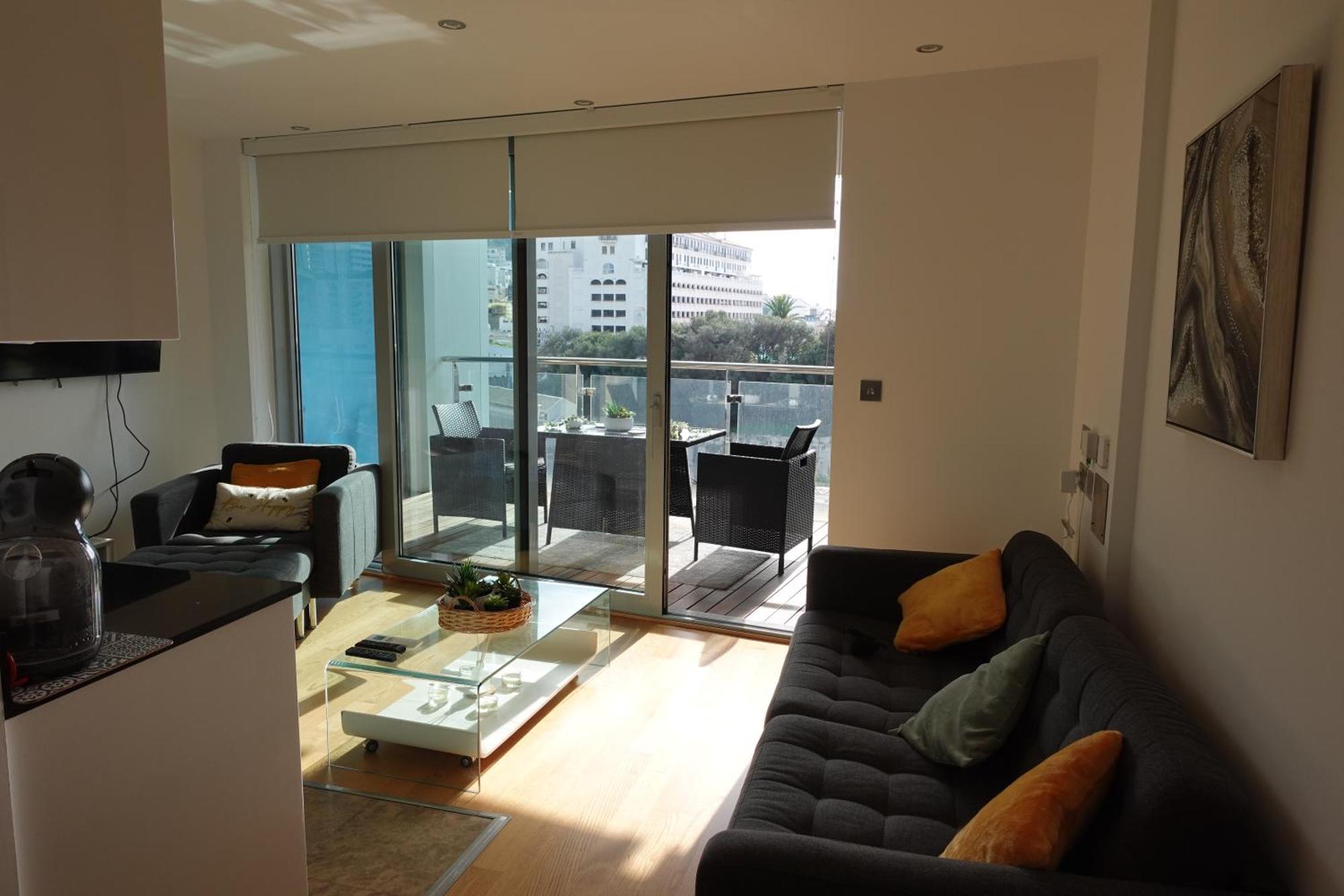 Gibraltar Luxury With Rooftop Pools & Views Exterior photo